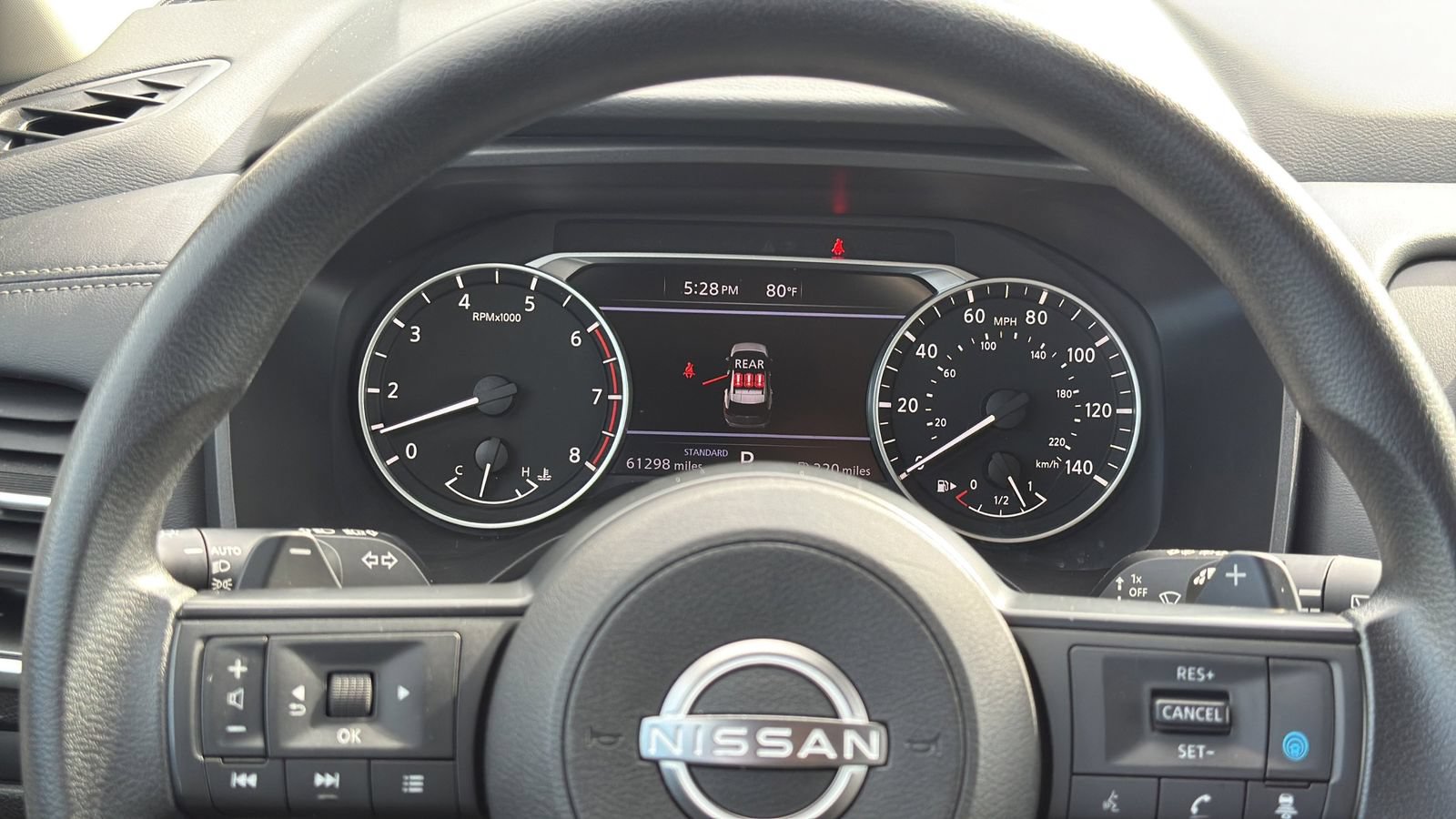 Used 2024 Nissan Rogue SV FWD image 13