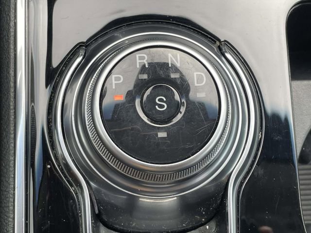 Certified 2020 Ford Edge Titanium FWD image 31
