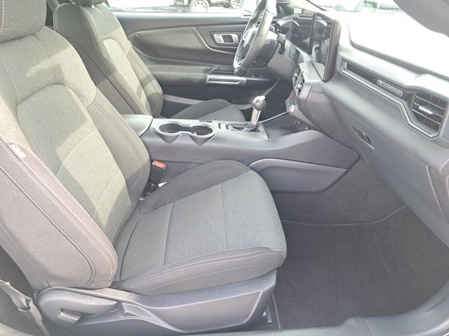 Certified 2025 Ford Mustang Coupe image 11