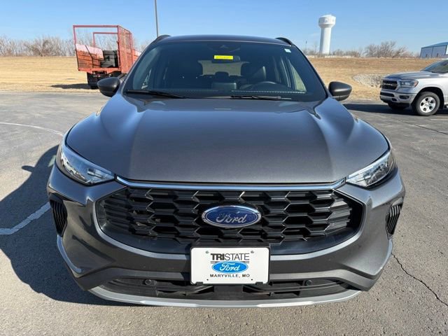 Certified 2025 Ford Escape ST-Line AWD/4WD image 8