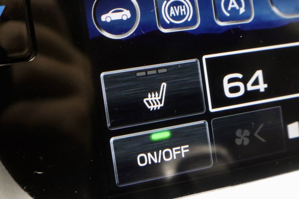 Used 2025 Subaru Outback Onyx Edition image 11