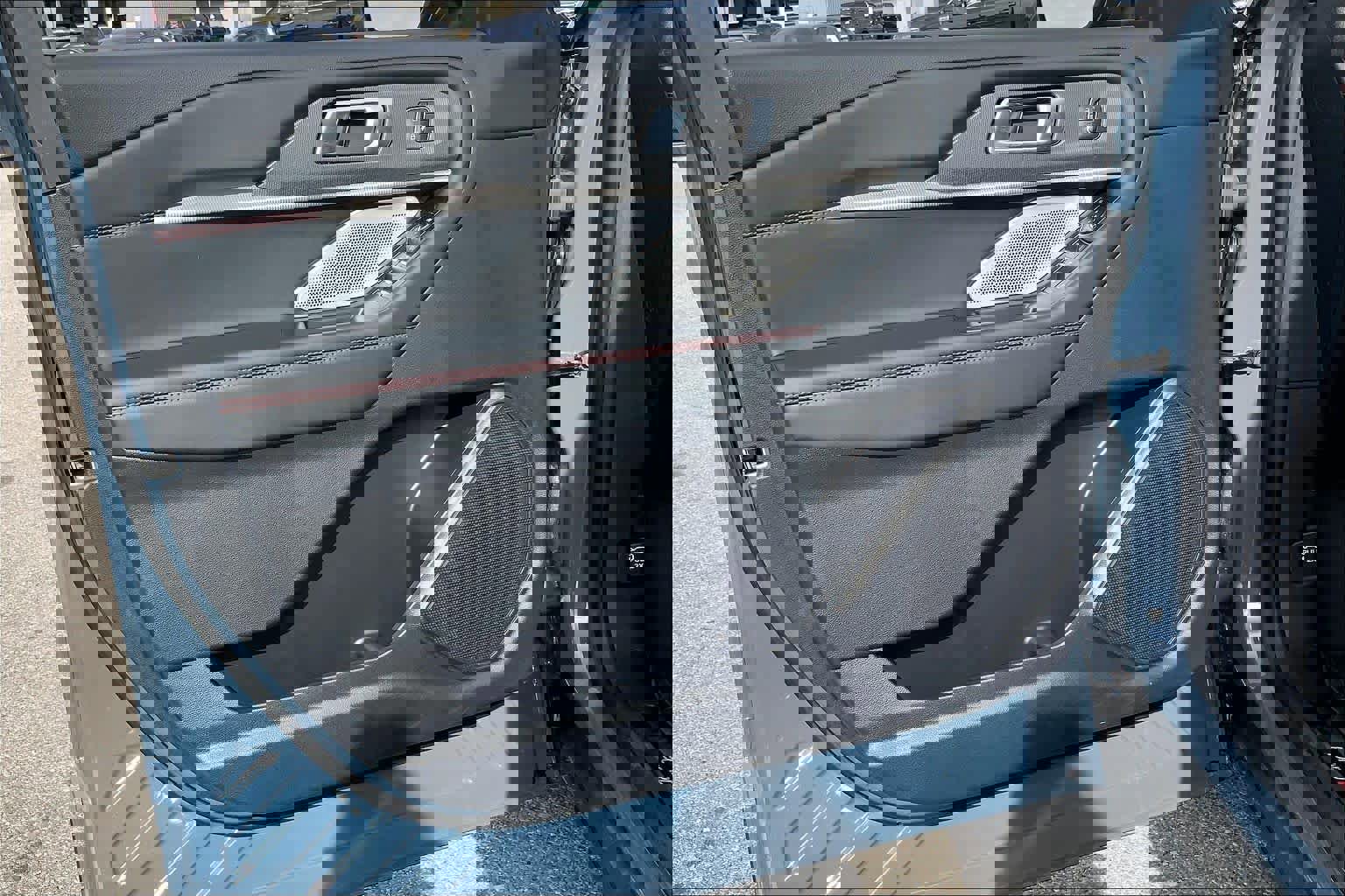 Certified 2025 Ford Explorer ST w/ Sun And Sound Package image 22