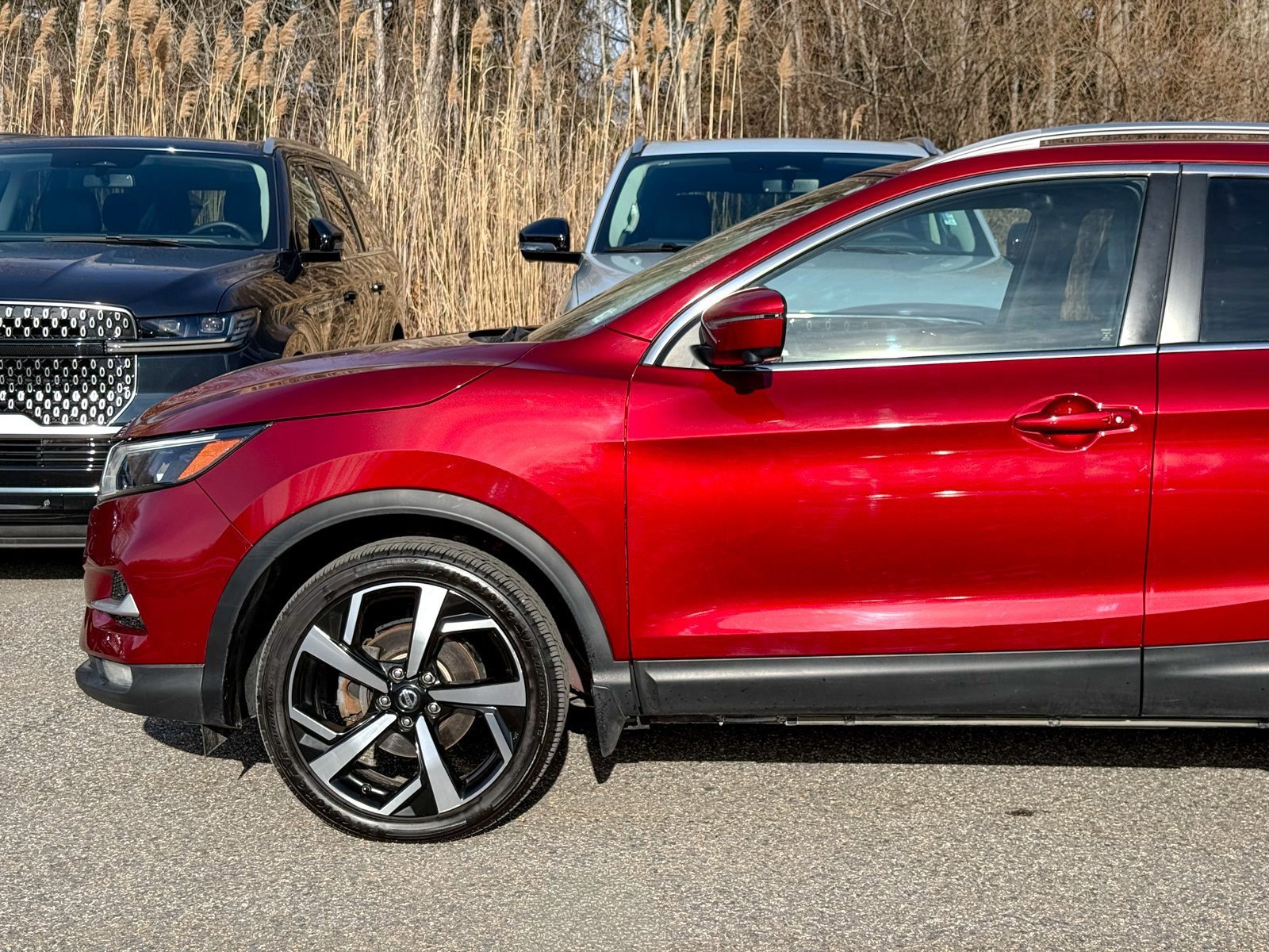 Used 2020 Nissan Rogue Sport SL w/ Premium Package image 9