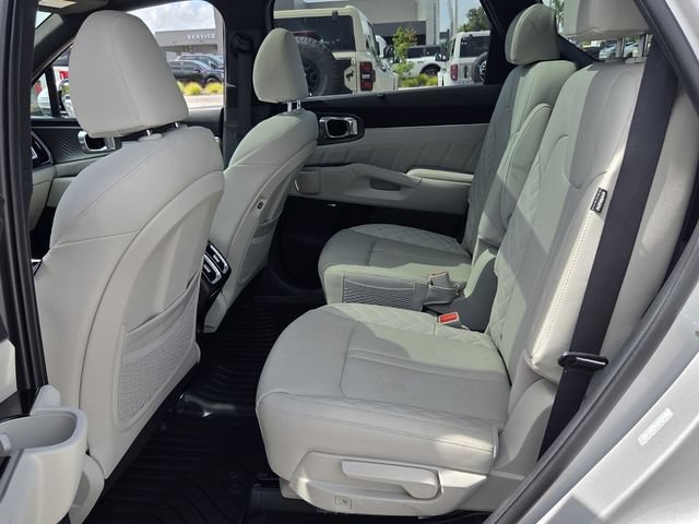 Used 2025 Kia Sorento SX Prestige AWD/4WD image 13