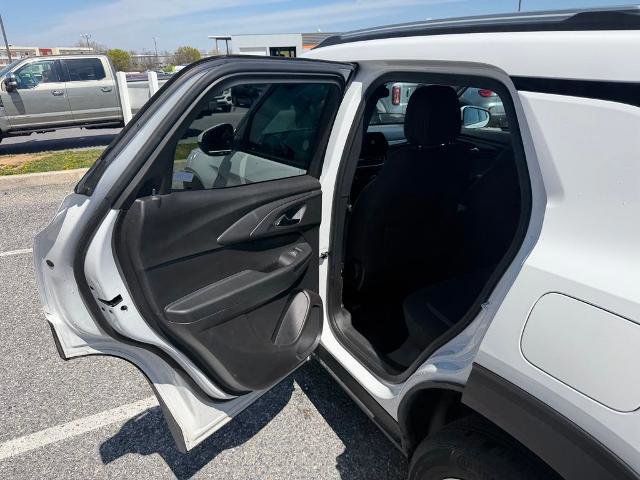 Used 2025 Chevrolet TrailBlazer LT image 12