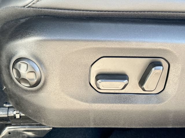 Used 2024 Jeep Gladiator Rubicon AWD/4WD image 12