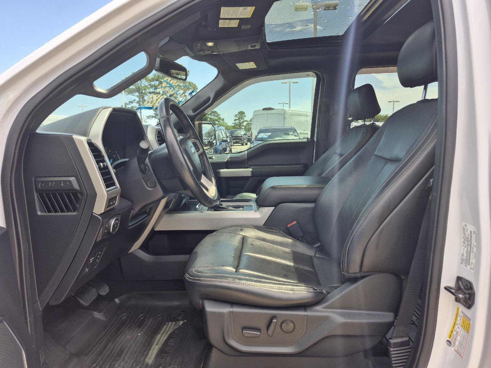 Certified 2020 Ford F150 Lariat w/ Equipment Group 502A Luxury AWD/4WD image 2