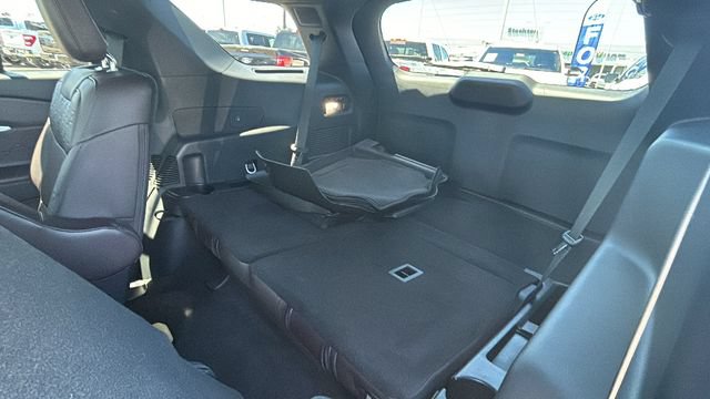 Certified 2025 Ford Explorer Platinum w/ Ultimate Package AWD/4WD image 17