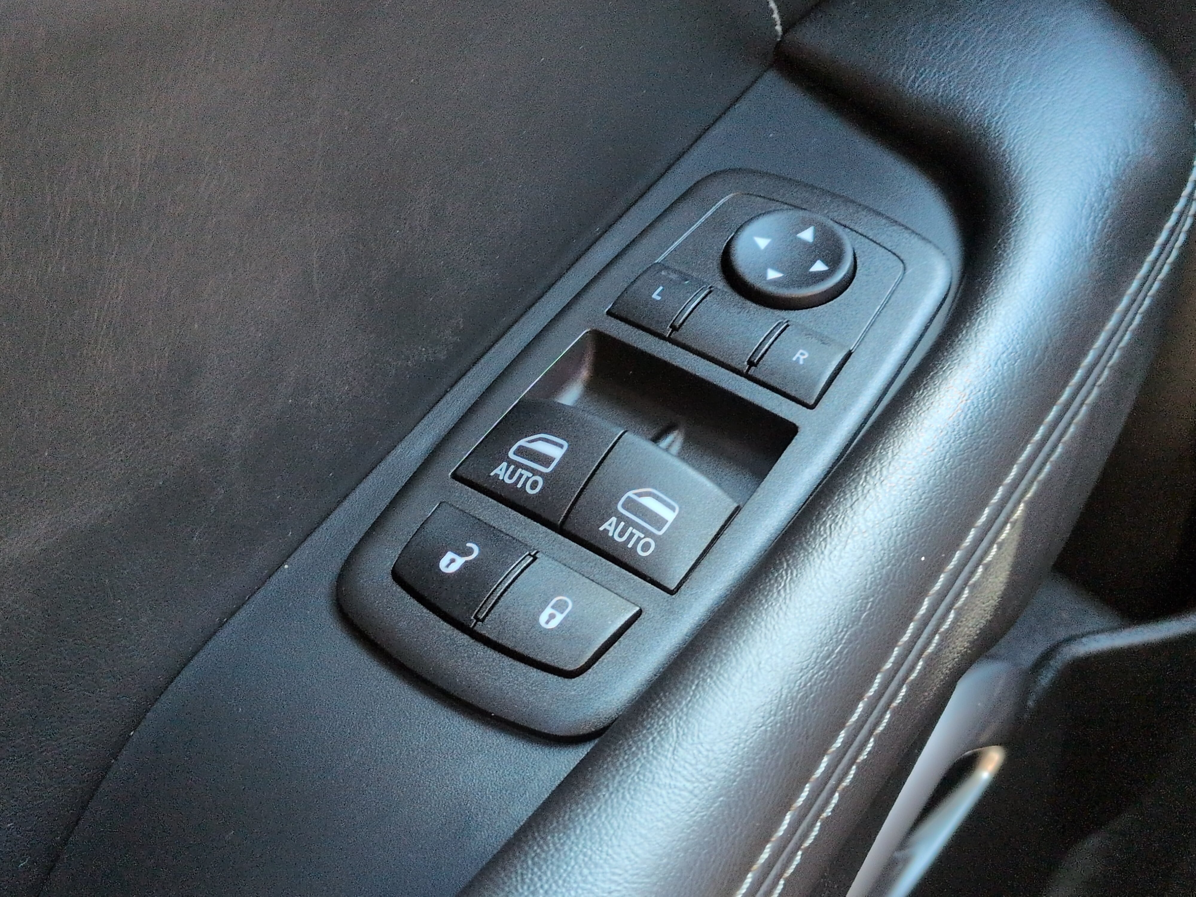 Used 2021 Dodge Challenger GT w/ Plus Package RWD image 20