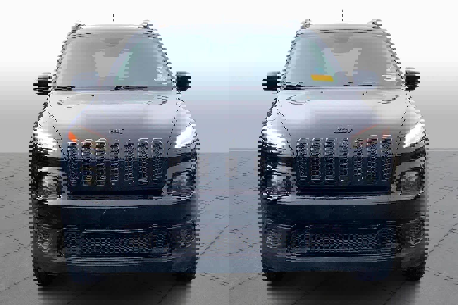 Used 2017 Jeep Cherokee Sport image 6