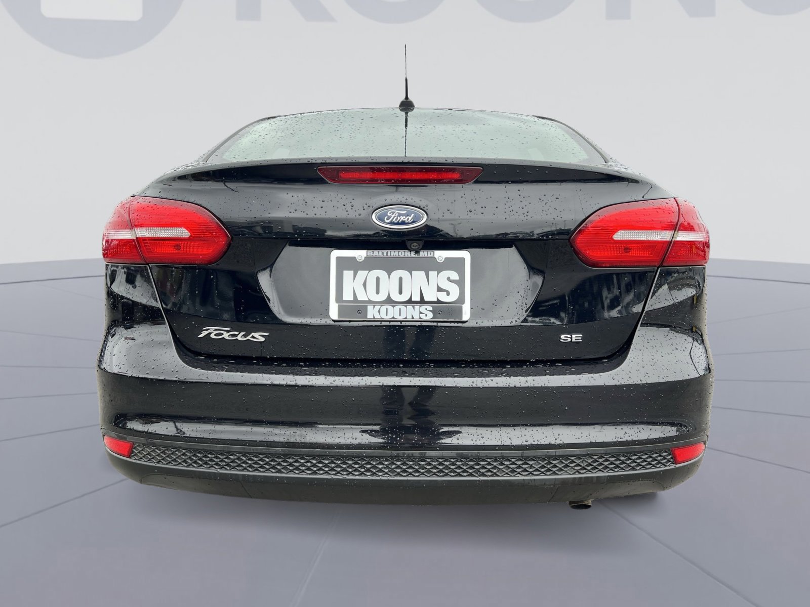 Certified 2018 Ford Focus SE image 3