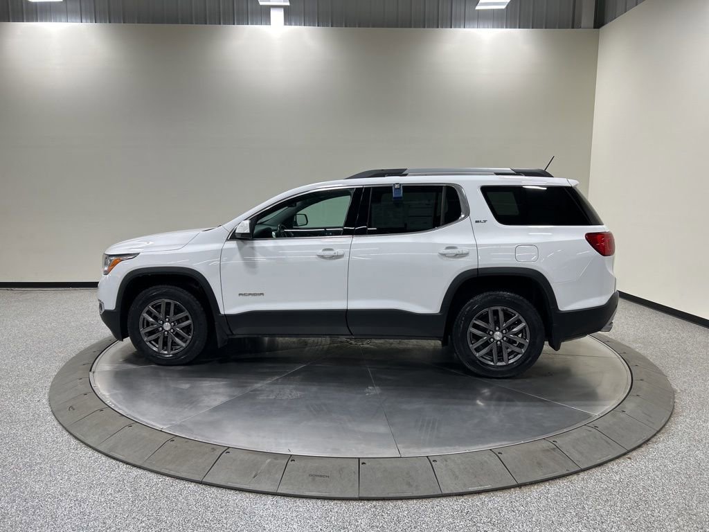 Used 2019 GMC Acadia SLT image 2