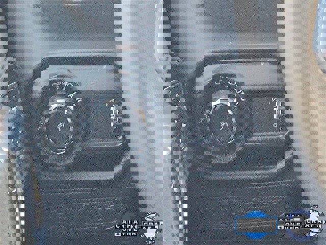 Used 2025 Jeep Wrangler Unlimited Sahara w/ Safety Group image 12