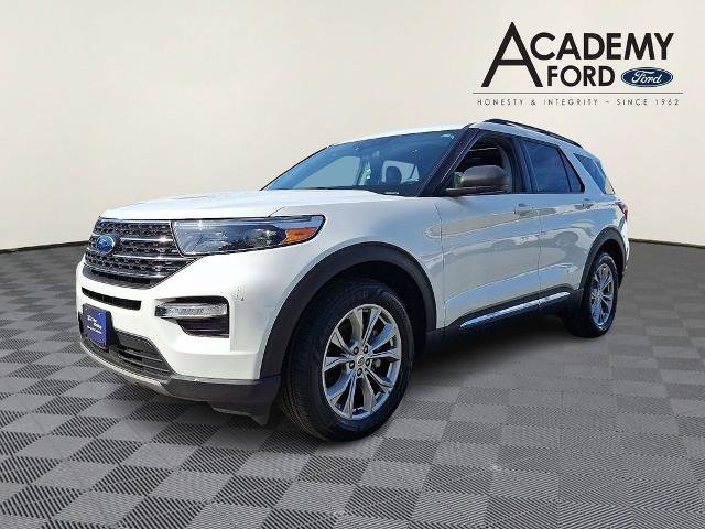 Certified 2022 Ford Explorer XLT AWD/4WD image 3