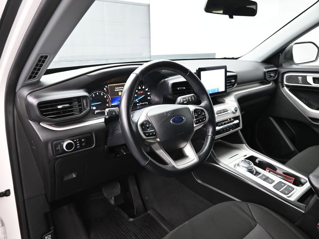 Certified 2022 Ford Explorer XLT image 21