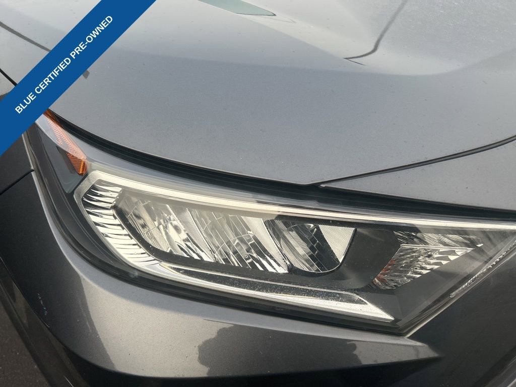 Used 2019 Toyota RAV4 XLE Premium image 5