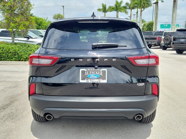 Certified 2026 Ford Escape ST-Line FWD image 9