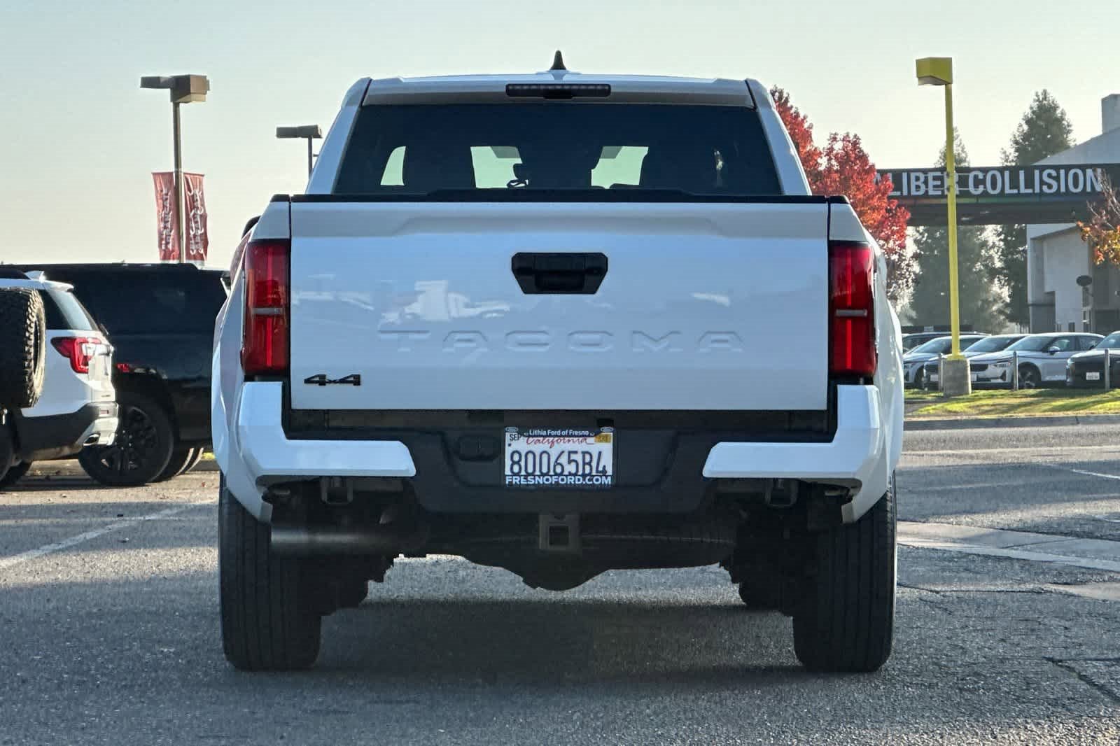 Used 2024 Toyota Tacoma TRD Sport image 8