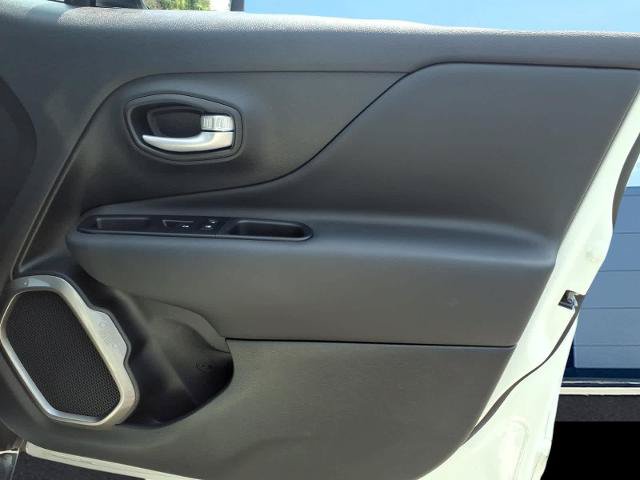 Used 2023 Jeep Renegade Limited AWD/4WD image 11