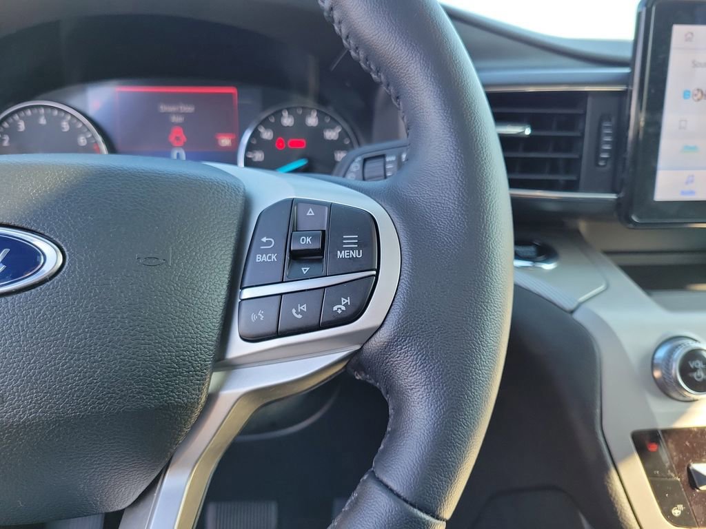Certified 2023 Ford Explorer XLT w/ Equipment Group 202A image 24