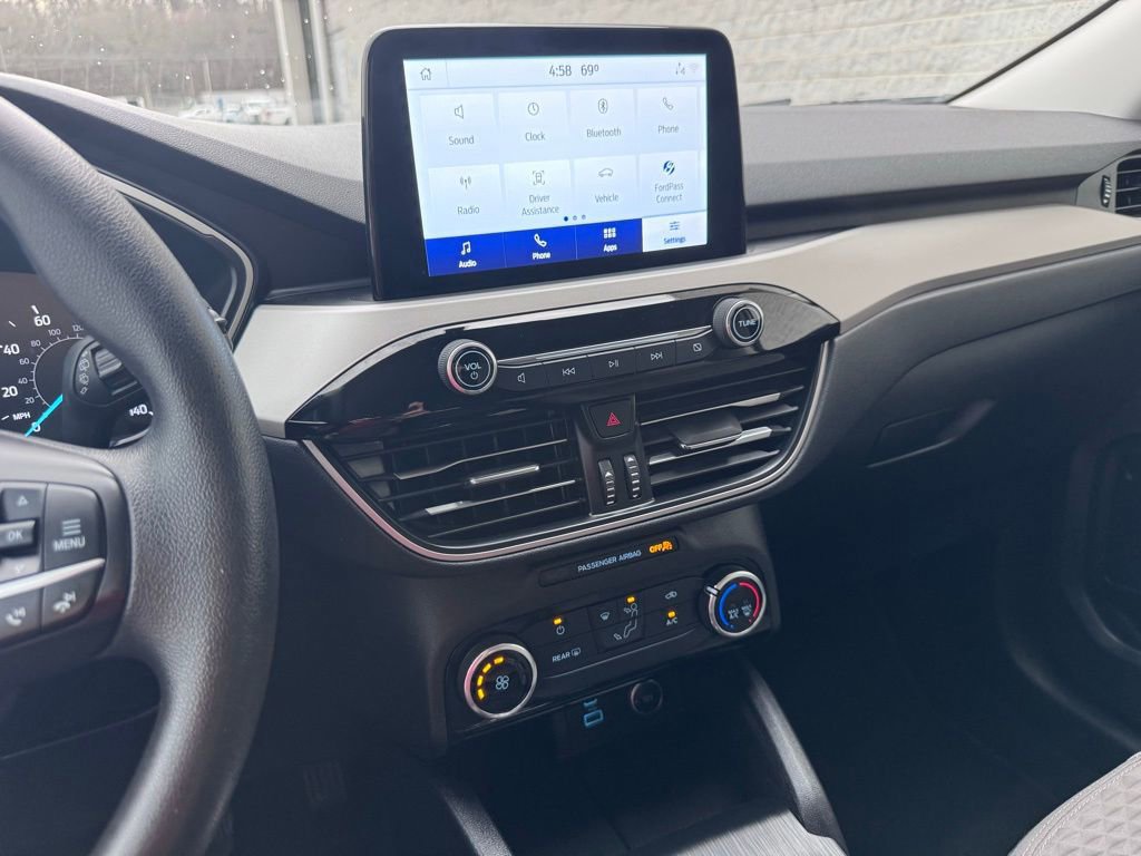 Certified 2021 Ford Escape SE image 28