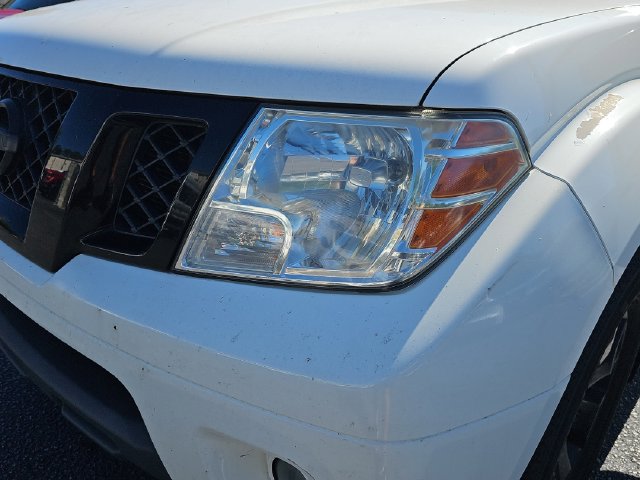 Used 2019 Nissan Frontier SV w/ Value Truck Package RWD image 33