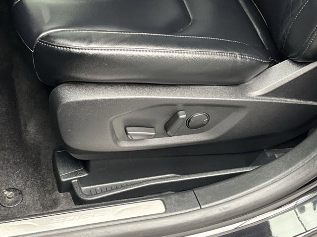 Certified 2024 Ford Edge Titanium AWD/4WD image 10