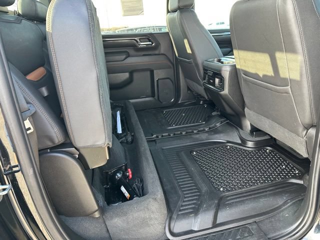 Used 2024 GMC Sierra 2500 AT4 w/ AT4 Premium Plus Package AWD/4WD image 8