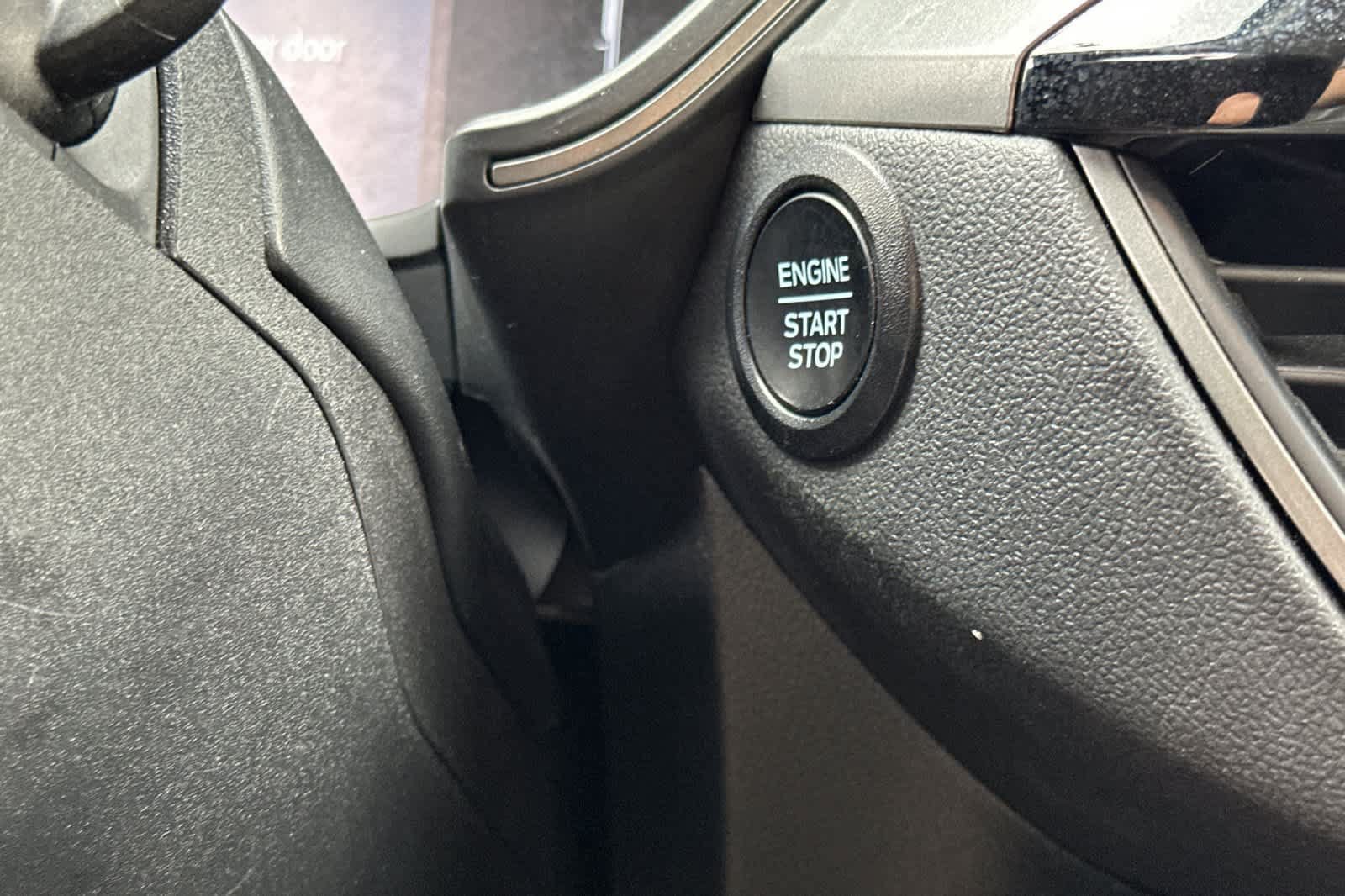 Certified 2023 Ford Escape Active w/ Cold Weather Package FWD image 23