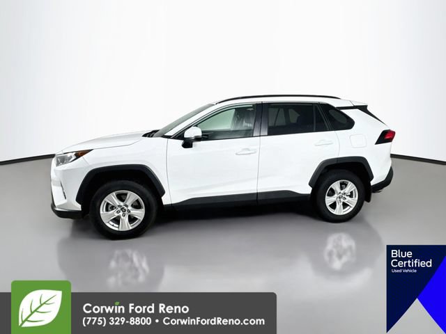 Used 2021 Toyota RAV4 XLE AWD/4WD image 4