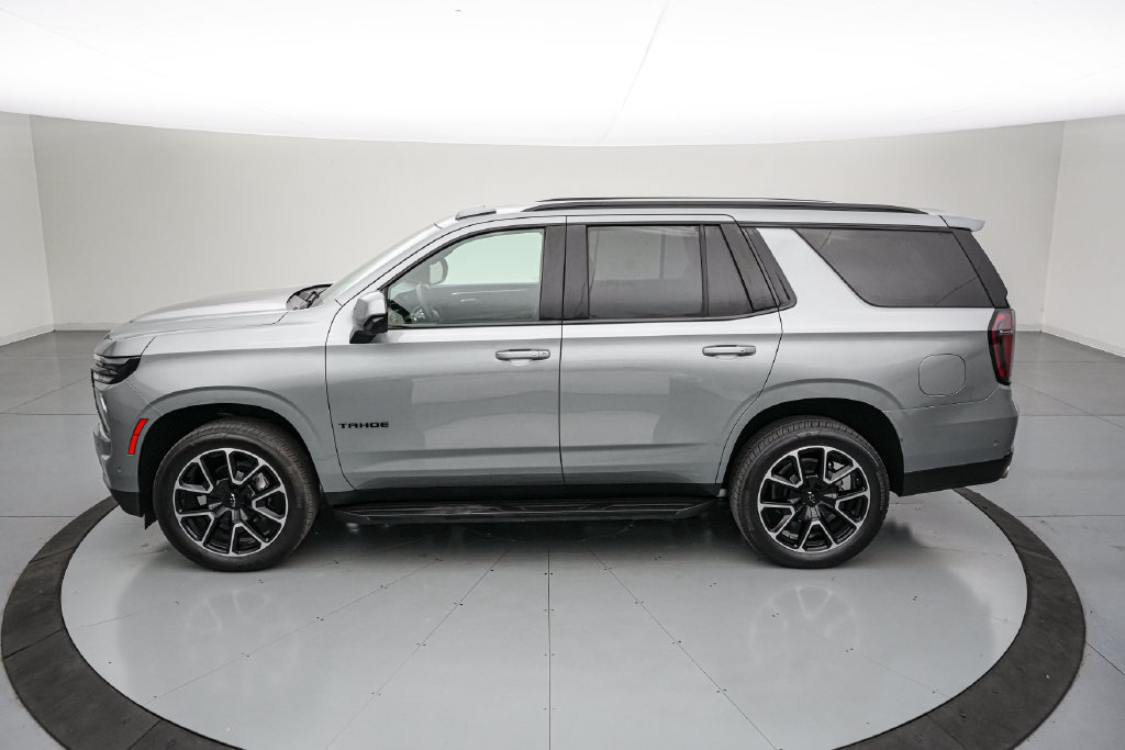 Used 2026 Chevrolet Tahoe RST AWD/4WD image 7