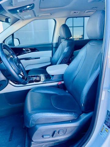 Used 2023 Kia Carnival SX Prestige FWD image 10