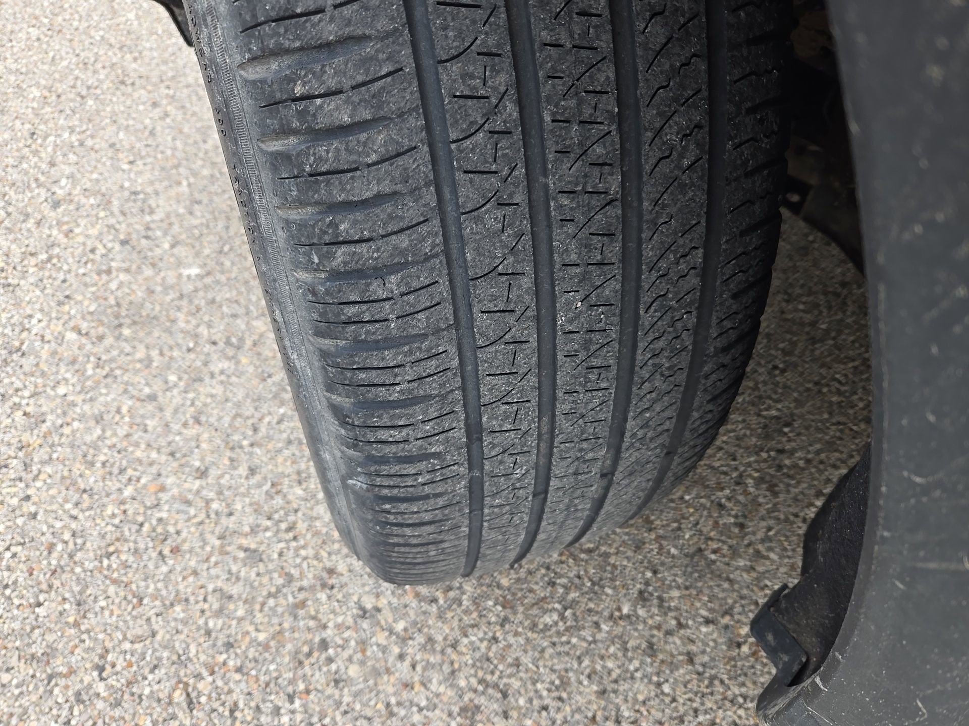 Certified 2023 Ford Explorer XLT w/ Equipment Group 202A image 25