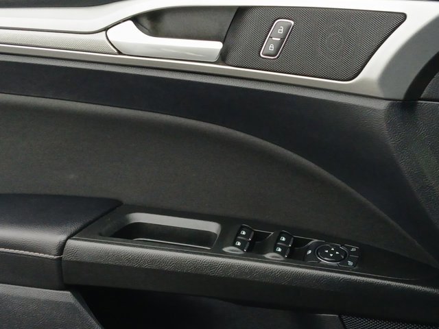 Certified 2019 Ford Fusion SE image 20