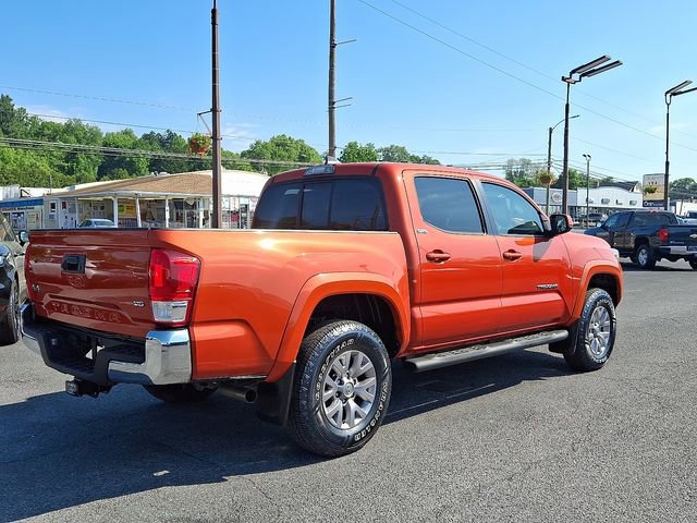 Used 2017 Toyota Tacoma SR5 w/ Tow Package AWD/4WD image 6