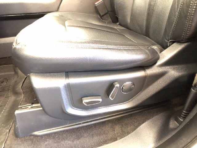 Certified 2020 Ford Expedition Limited w/ Special Edition Package AWD/4WD image 11