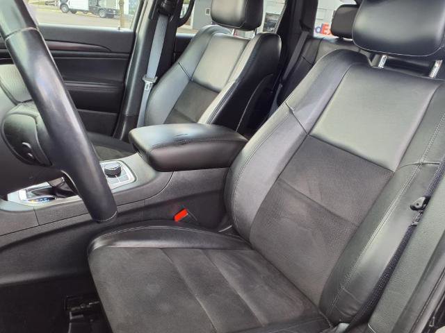 Used 2022 Jeep Grand Cherokee Laredo X image 11