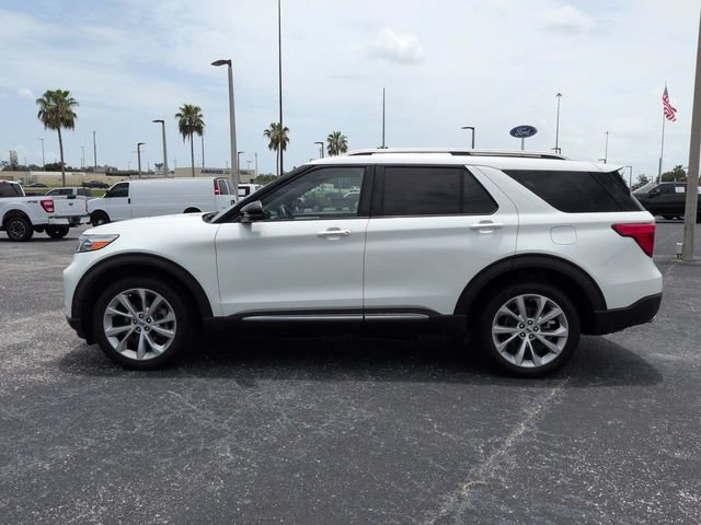 Certified 2022 Ford Explorer Platinum w/ Equipment Group 601A AWD/4WD image 8