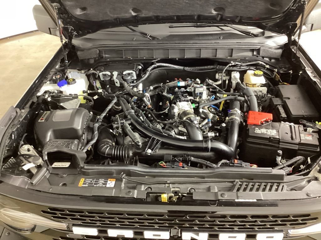 Certified 2024 Ford Bronco Wildtrak AWD/4WD image 33