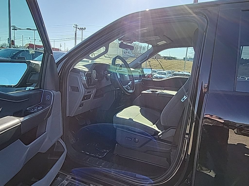 Certified 2025 Ford F150 XLT w/ Equipment Group 301A Standard AWD/4WD image 10