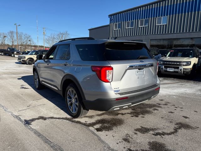 Certified 2022 Ford Explorer XLT w/ Equipment Group 202A image 26