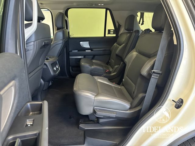 Certified 2025 Ford Expedition Active RWD image 30