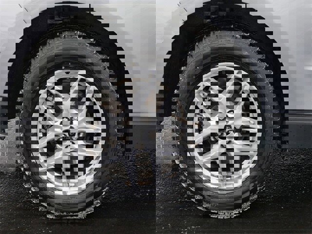 Certified 2024 Ford Edge SEL image 5