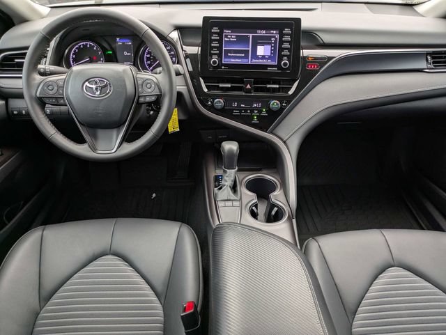 Used 2024 Toyota Camry SE FWD image 14