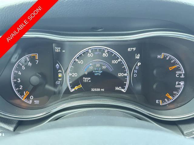Used 2021 Jeep Grand Cherokee Trailhawk w/ Trailhawk Luxury Group AWD/4WD image 32