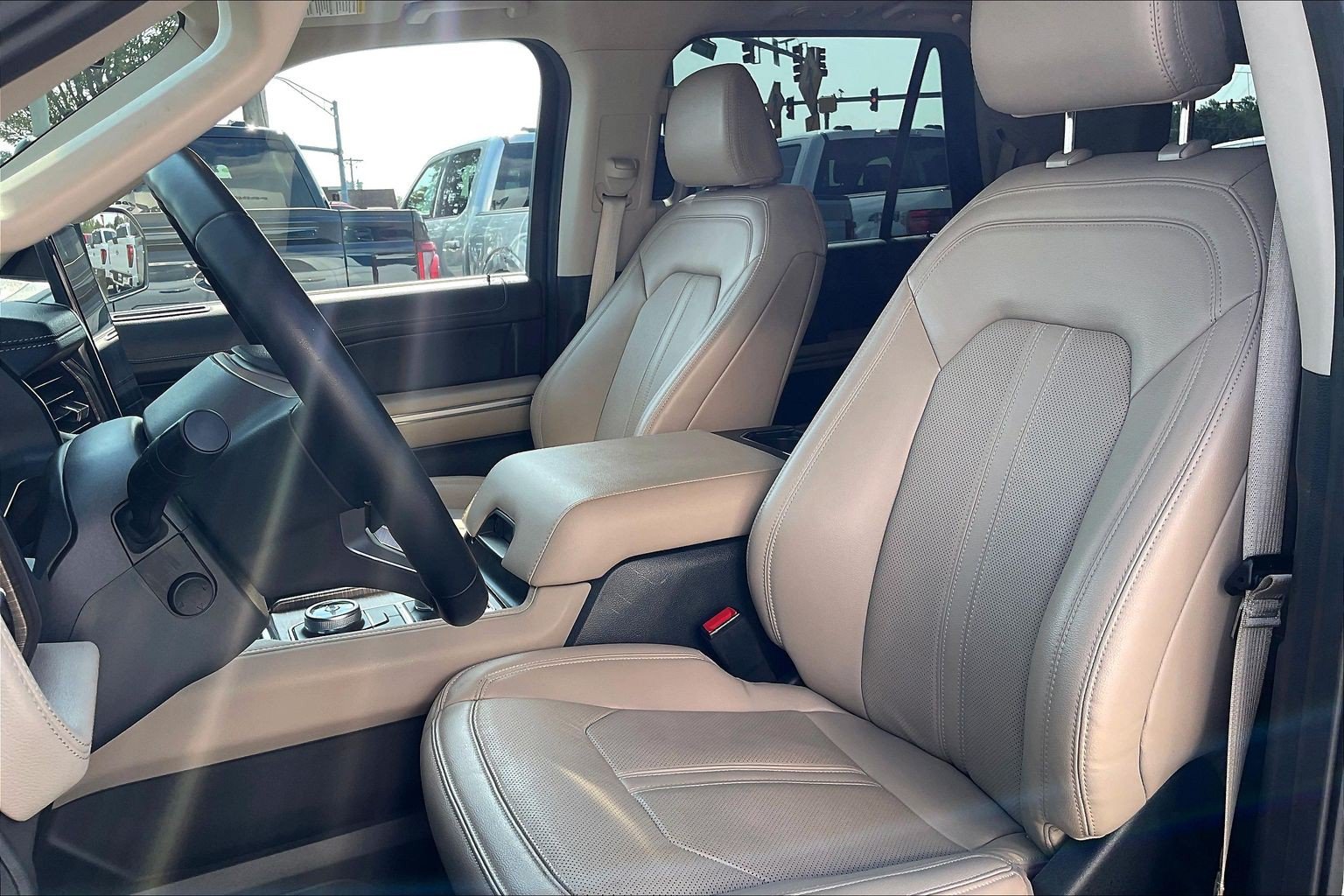 Certified 2023 Ford Expedition Limited AWD/4WD image 24