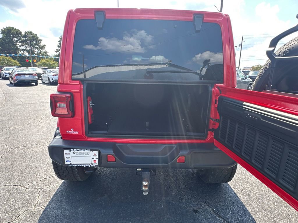 Used 2018 Jeep Wrangler Unlimited Sahara image 17