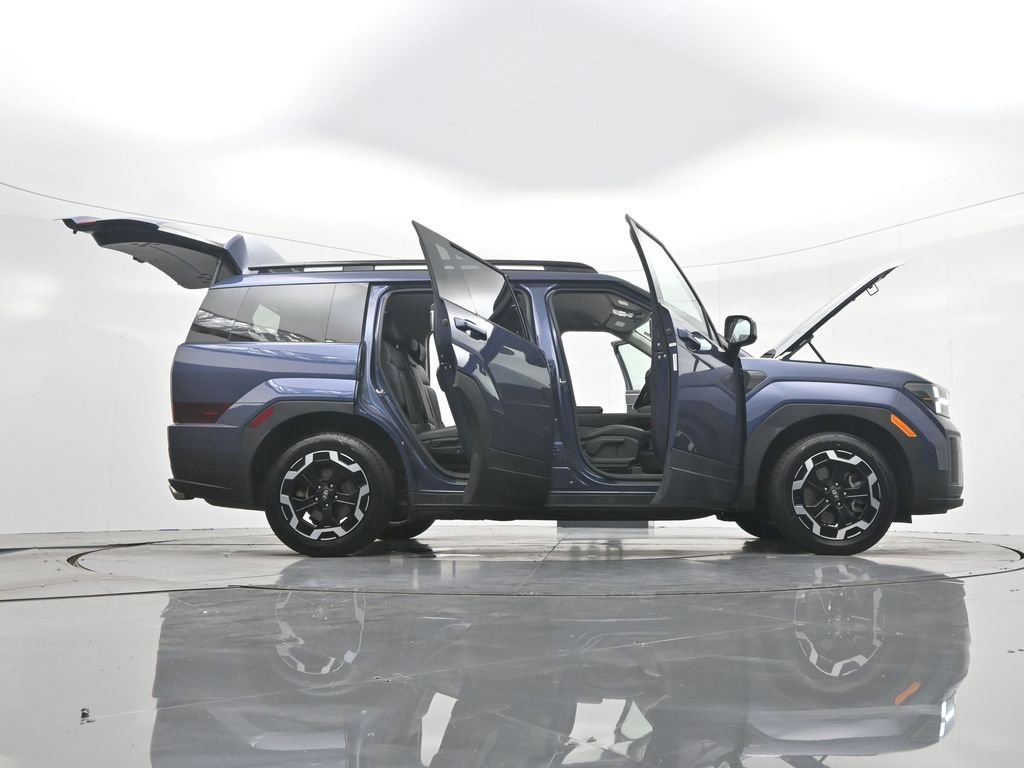 Used 2025 Hyundai Santa Fe SEL FWD image 45