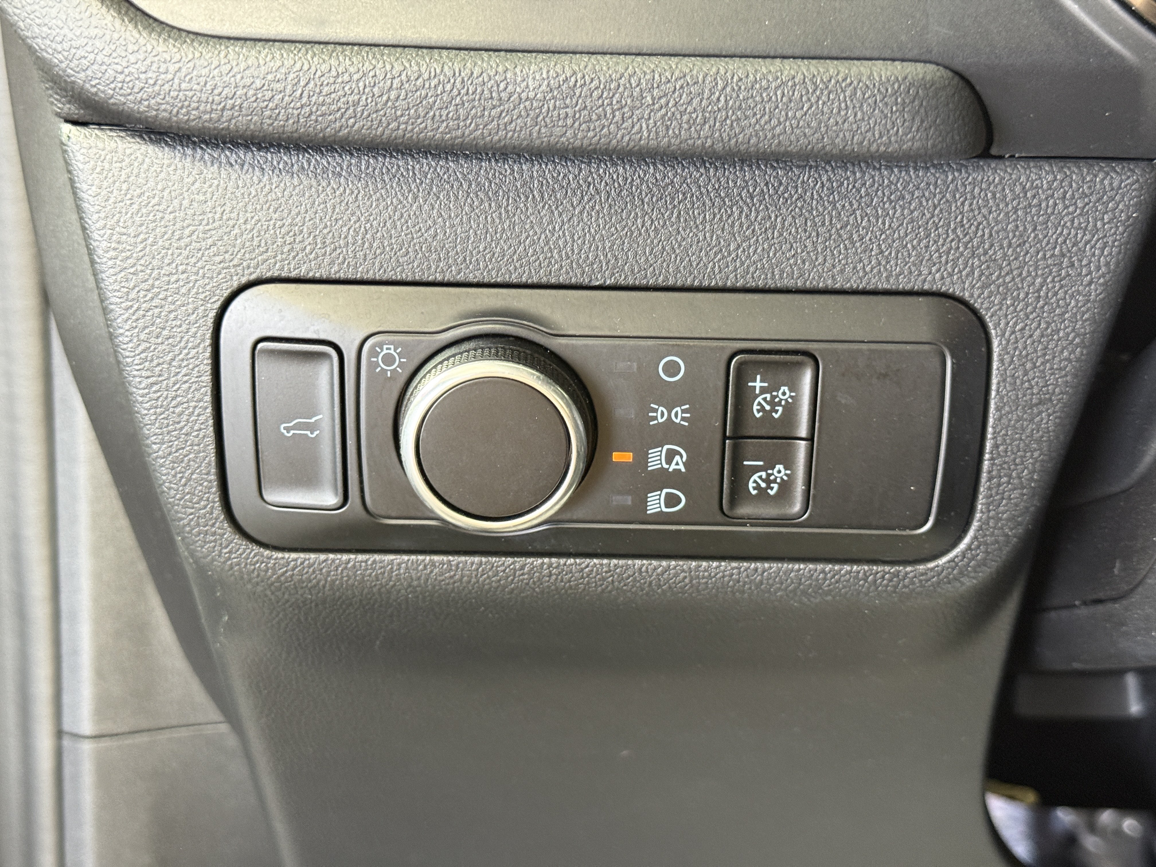 Certified 2024 Ford Escape ST-Line FWD image 21