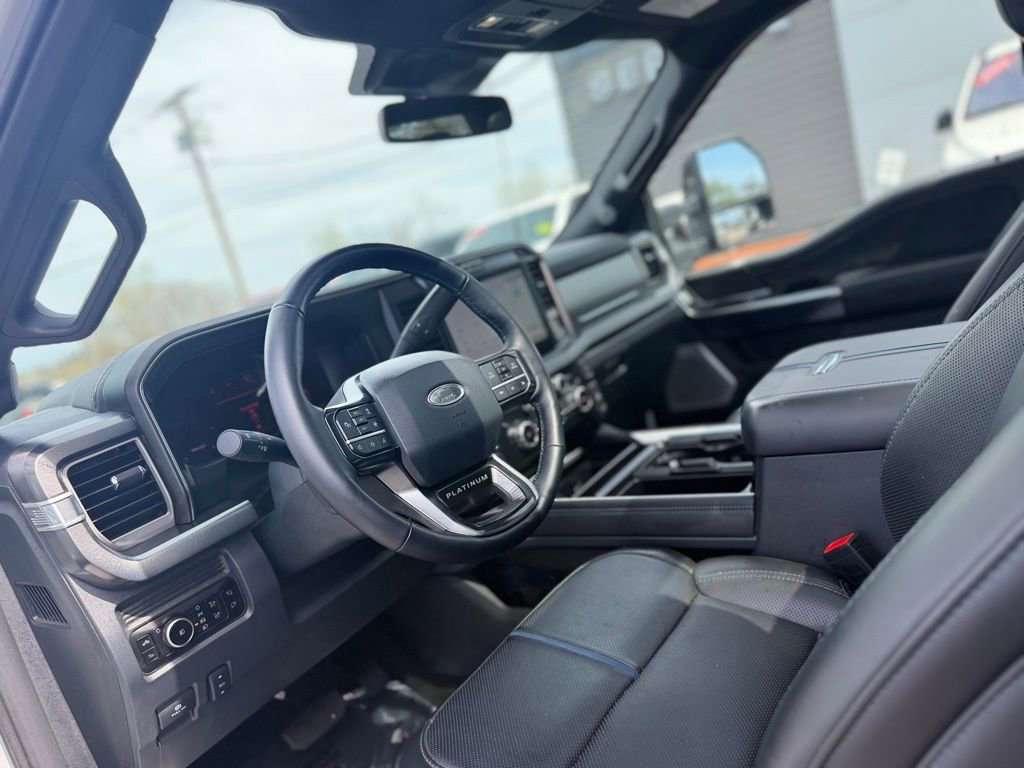 Certified 2025 Ford F450 Platinum w/ FX4 Off-Road Package AWD/4WD image 19